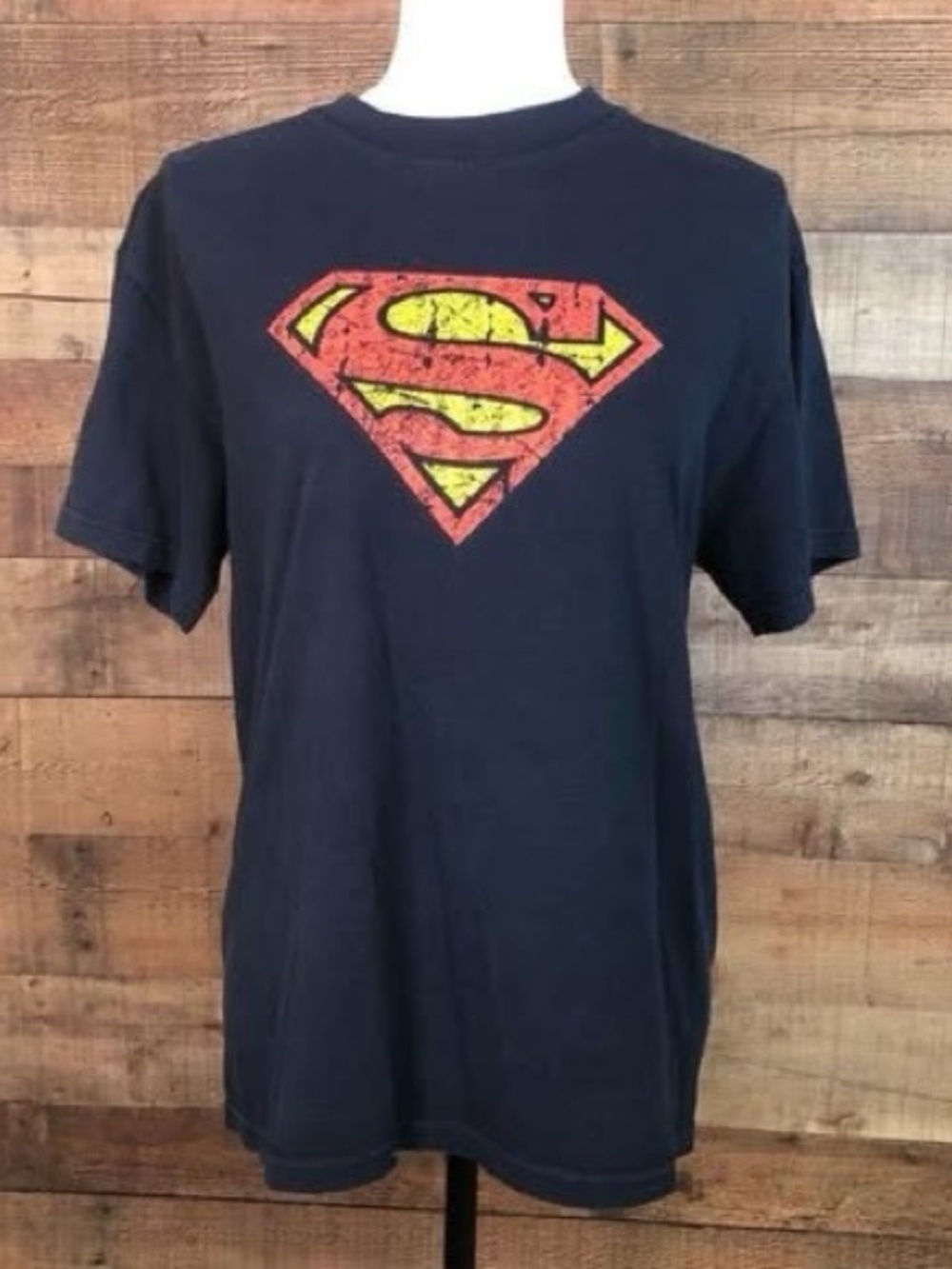 Unisex Size Medium Navy Blue Superman T-Shirt